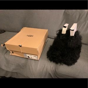 Mongolian Momma Uggs Size 9 Brand New
